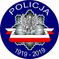 Na zdjęciu widnieje  logo Policji